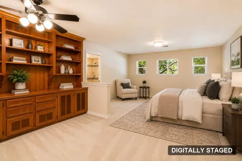 Second primary suite, digitally staged (digitally staged)