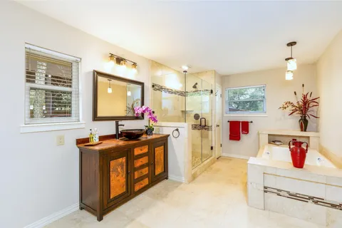 Secondary bathroom