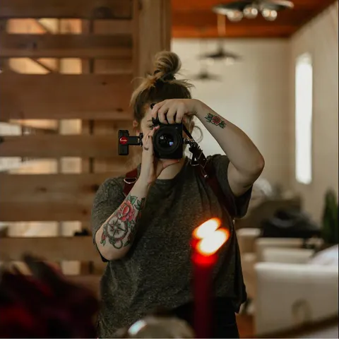 Sarah behind the camera